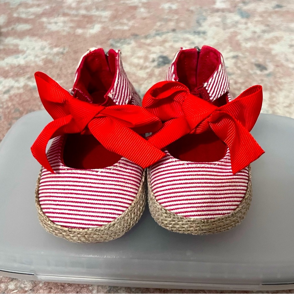 Stuart Weitzman toddler size 2